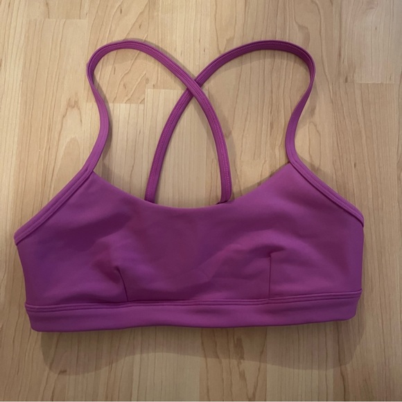 NWOT! Alo Yoga ‘Airlift Intrigue Bra’ - Picture 3 of 5